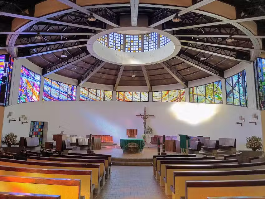 Abad&iacute;a Benedictina de Nuestra Se&ntilde;ora de los &Aacute;ngeles