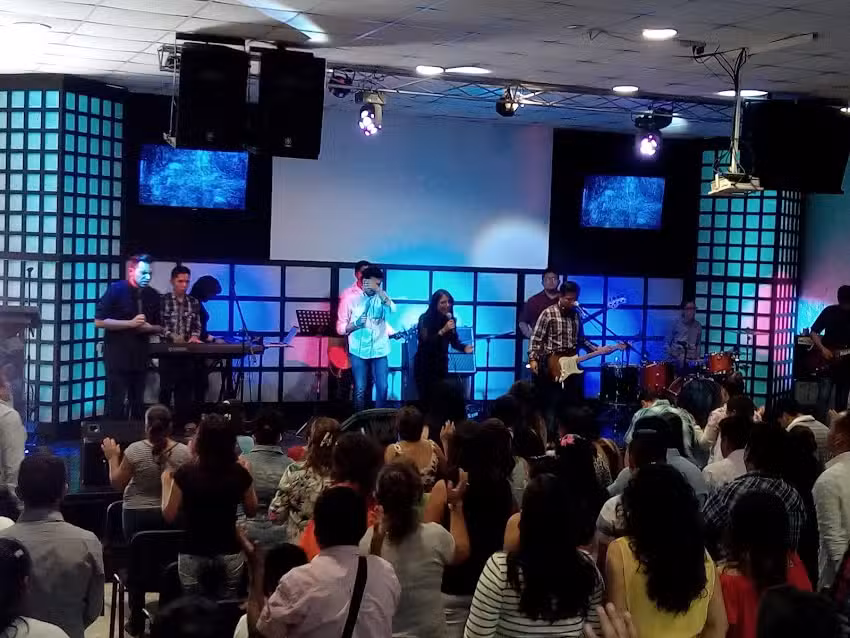 Alcanzando El &Eacute;xito