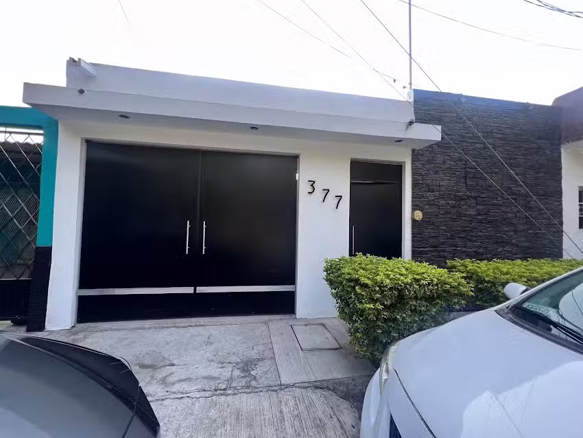 Ana Godinez (un rosario de p&uacute;blico de Reza )