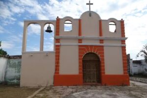 Antiguo Templo de Quimichis