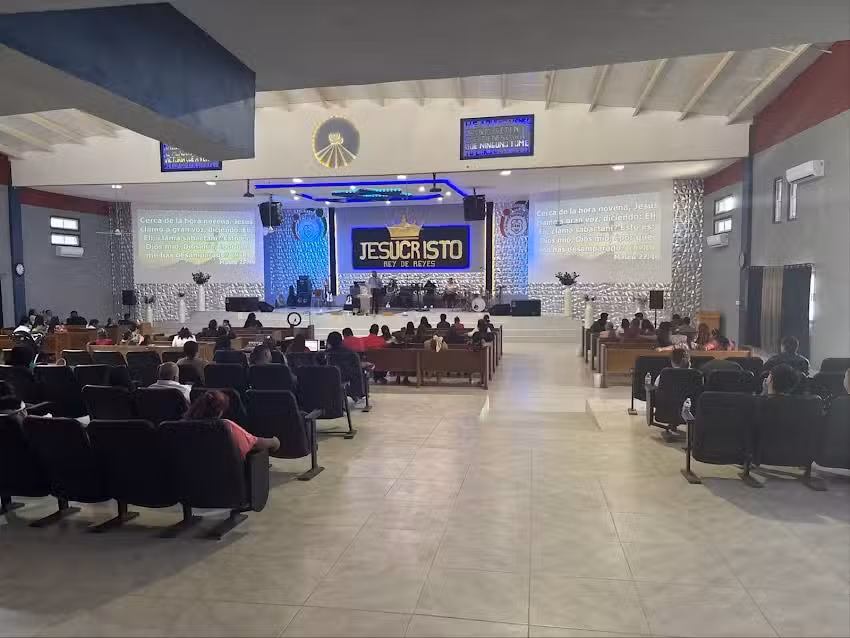 Auditorio En Cristo Est&aacute; la Victoria