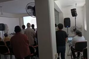 Bajo su Gracia Centro Cristiano