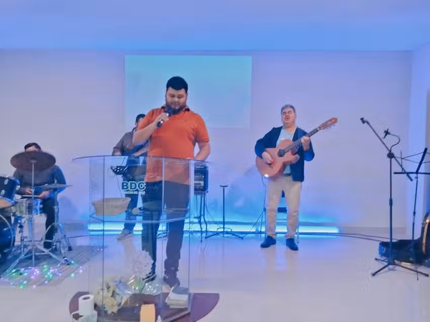 Bendici&oacute;n del Cielo, Comunidad Cristiana