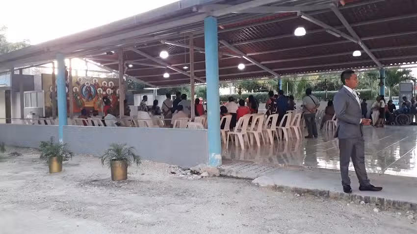 C.Parroquia del Espiritu Santo