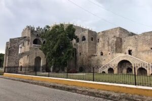 Camarin De La Virgen