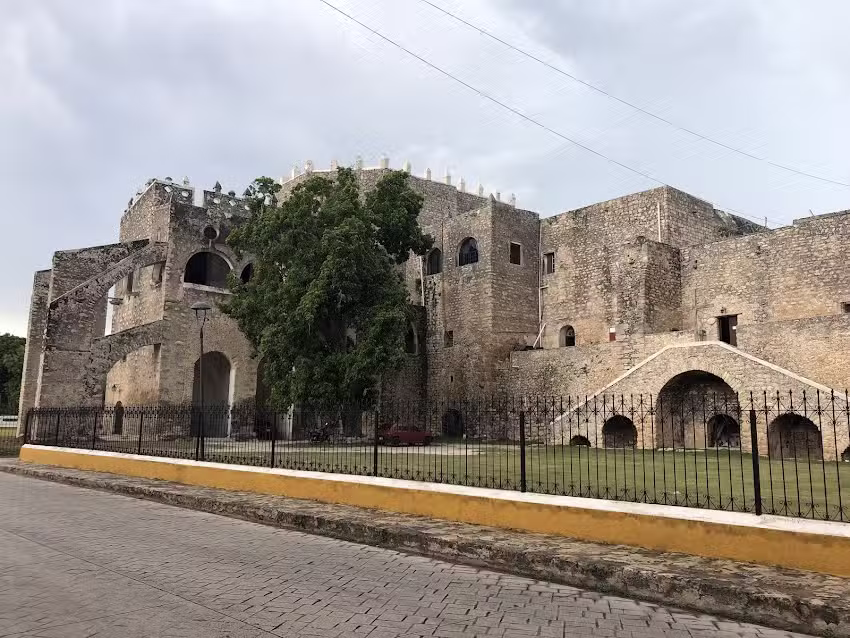 Camarin De La Virgen