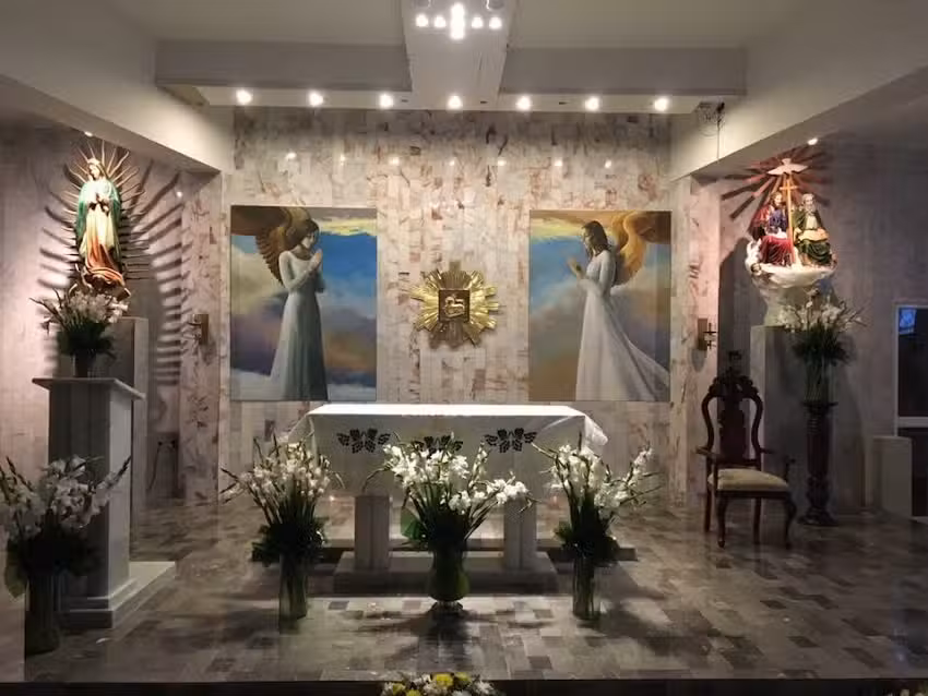 Capellan&iacute;a De La Divina Providencia