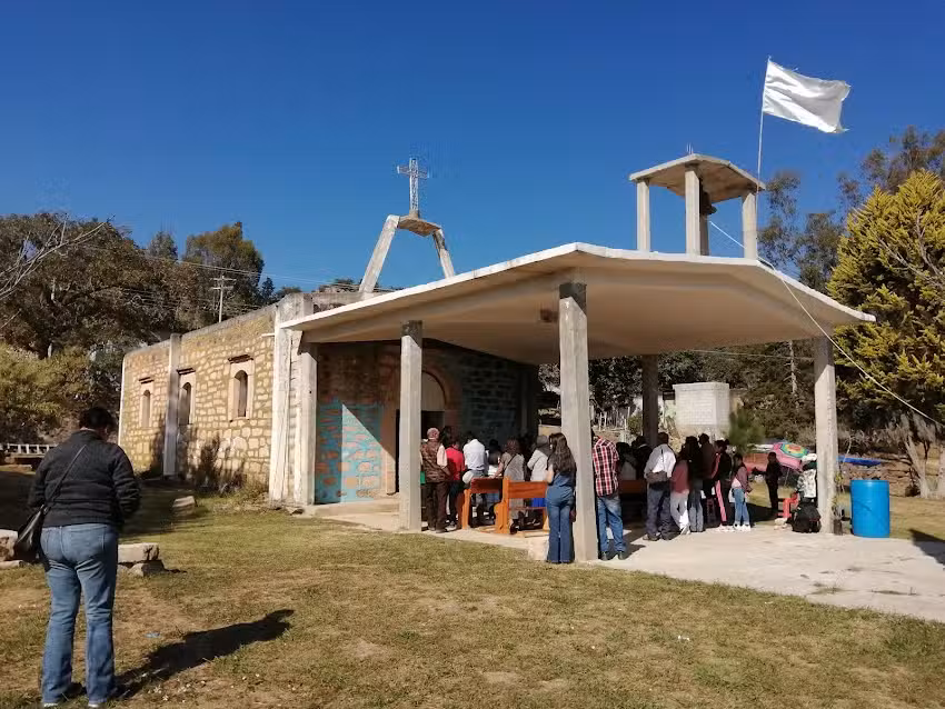 Capilla a la virgen de Guadalupe _Milpillas