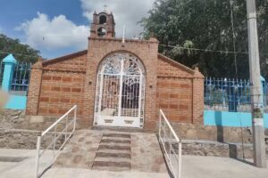 Capilla de Agua Tibia