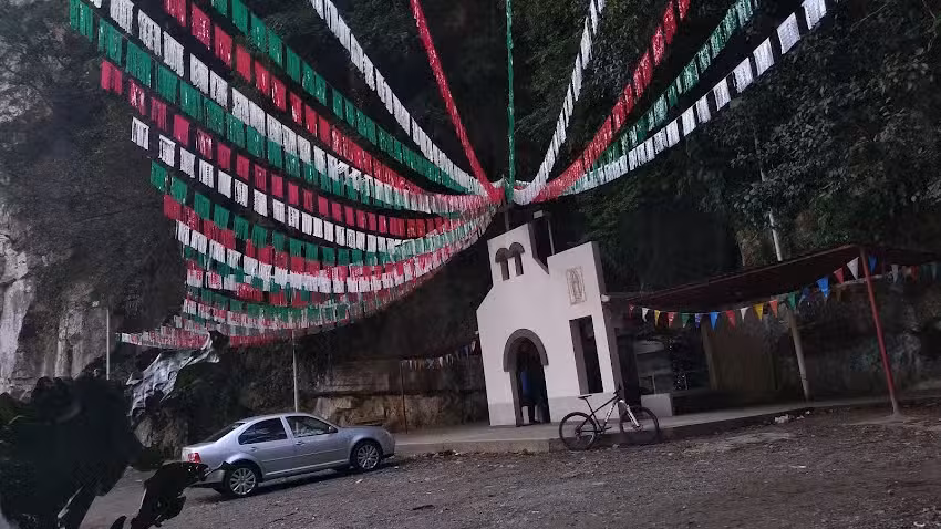 CAPILLA DE LA VIRGEN DE GUADALUPE