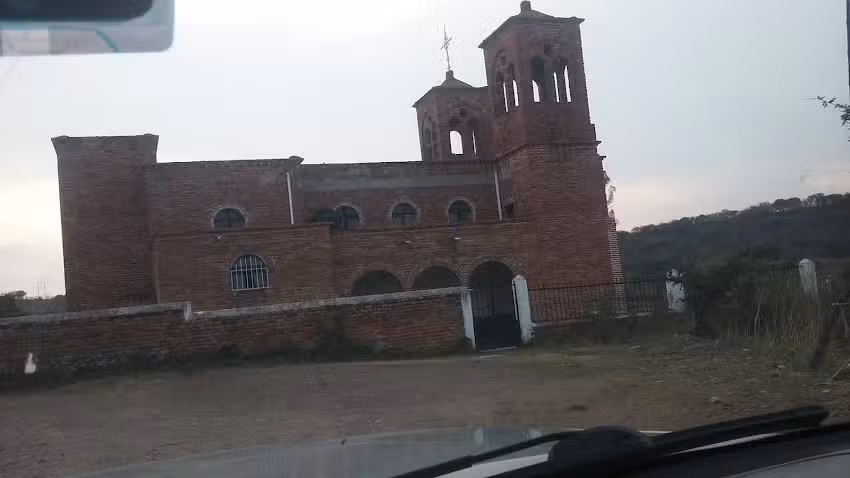 Capilla De La Virgen Del Refujio