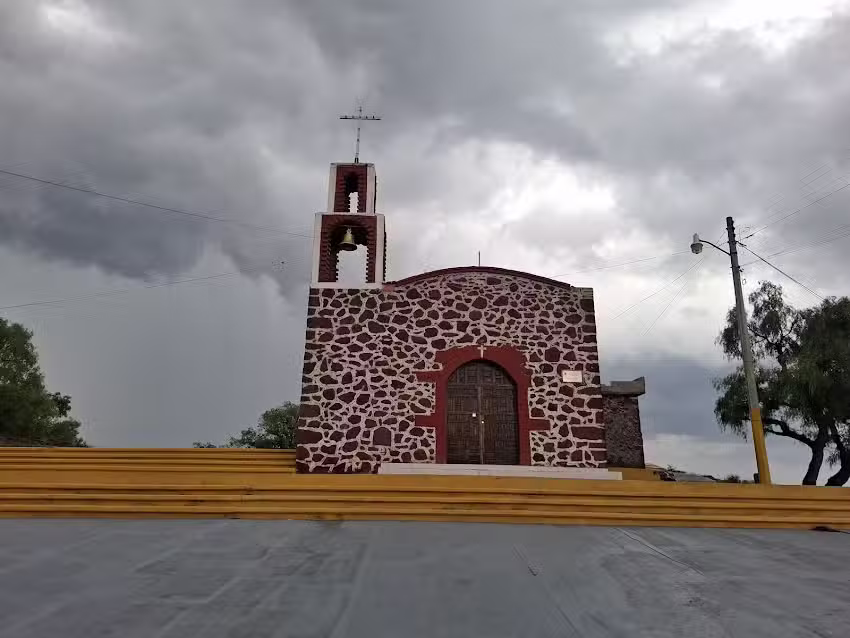 Capilla del Cerrito &ldquo;Sant&iacute;sima Virgen de Guadalupe&rdquo;
