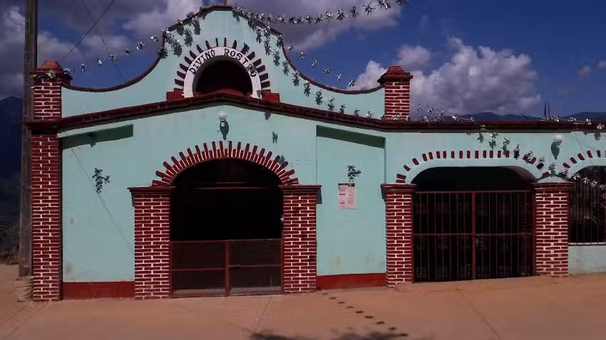 Capilla Del Divino Rostro