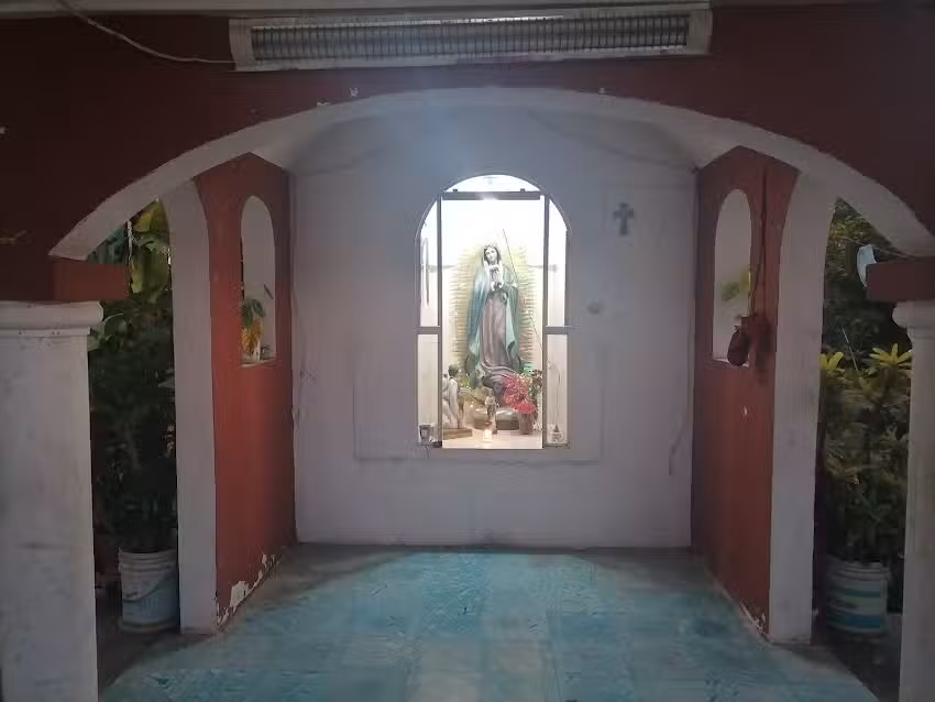 Capilla do&ntilde;a chucha