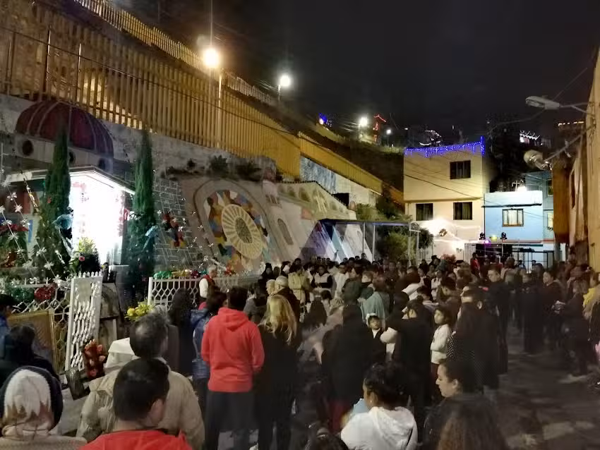 Capilla lomas de becerra