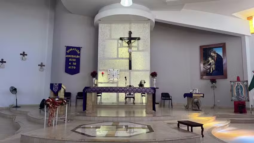 Capilla Mar&iacute;a Madre Maestra