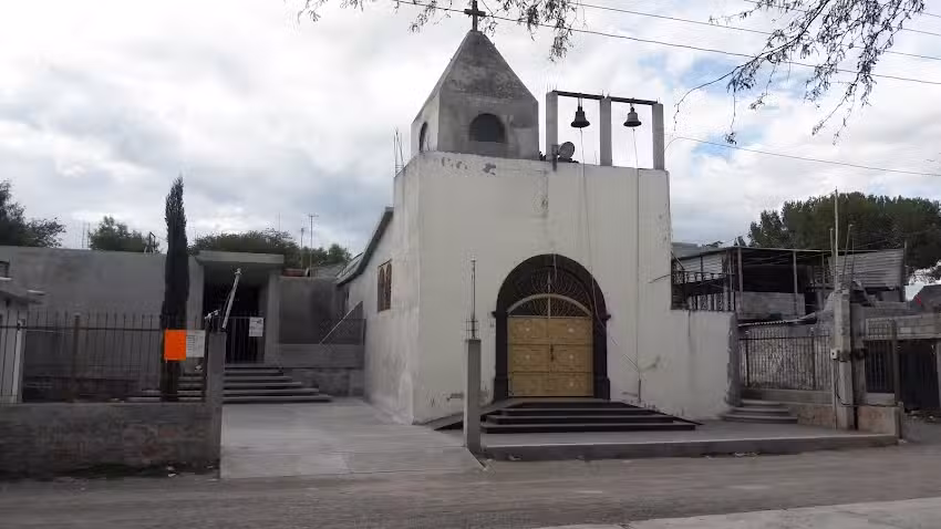 Capilla Principal De Sant&iacute;sima La Trinidad Saldarruaga