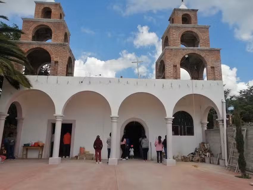 Capilla Puerto De Trojes