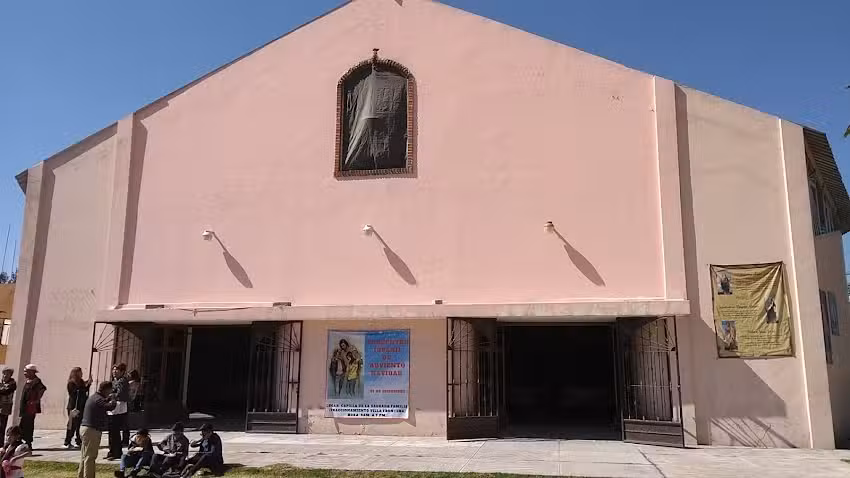 CAPILLA SAGRADA FAMILIA