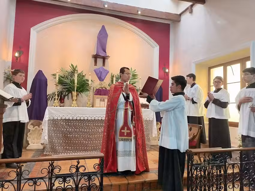 Capilla Sagrado Coraz&oacute;n de Jes&uacute;s &ndash; FSSPX