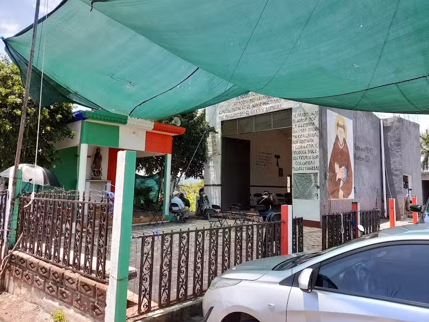 Capilla San Francisco de As&iacute;s, Emiliano Zapata