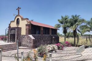 Capilla San Isidro (casa fuerte)
