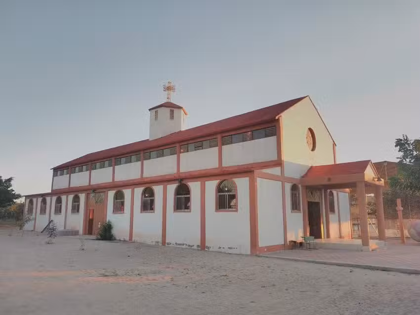 Capilla San Jos&eacute; Obrero y Desayunador