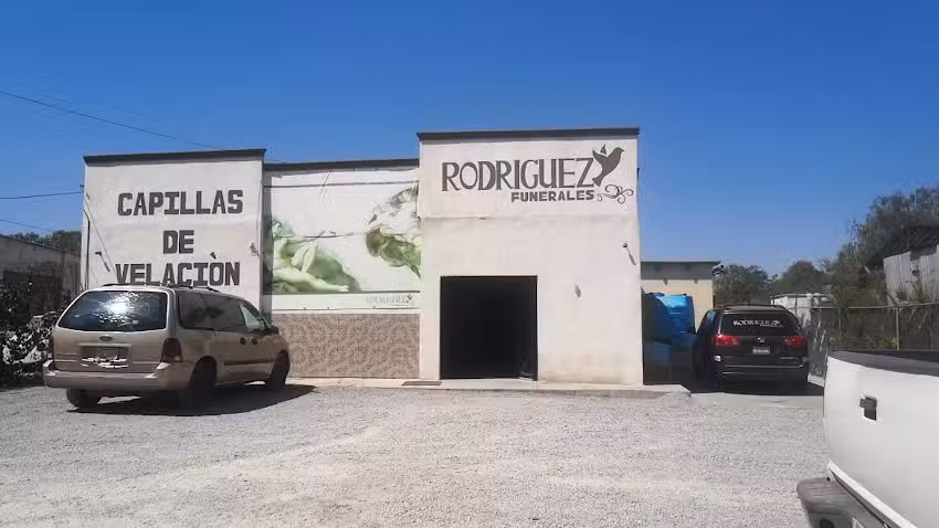 Capillas Villanueva Fern&aacute;ndez