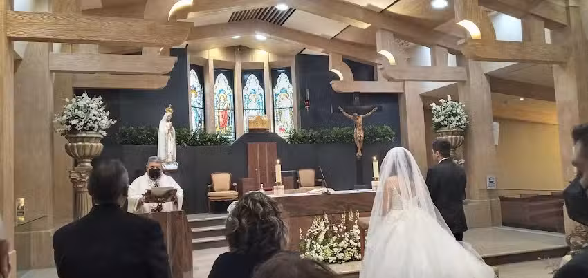 Caritas Parroquial de F&aacute;tima