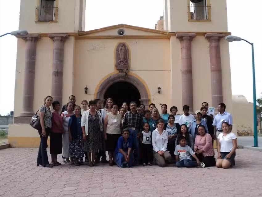 Casa Parroquial El Nith