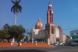 Catedral de Apatzing&aacute;n (Nuestra Se&ntilde;ora de la Asunci&oacute;n)
