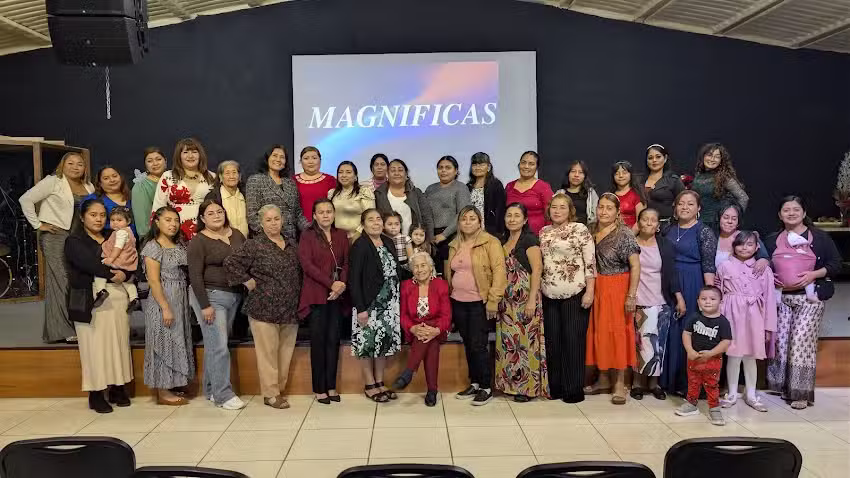 Centro Cristiano De Alabanza Y Restauraci&oacute;n Vino Nuevo