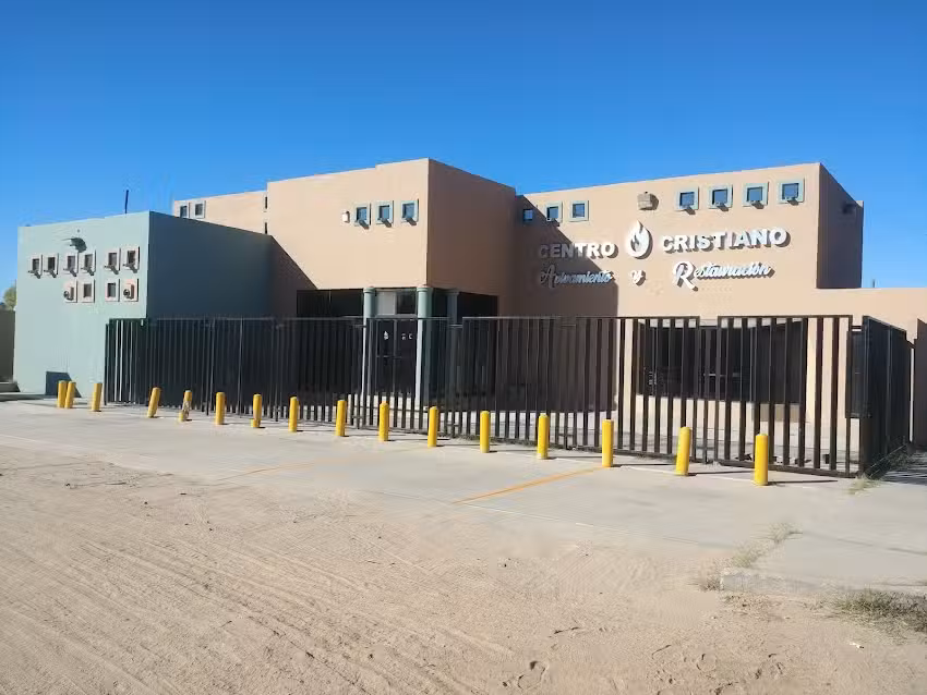 Centro Cristiano de Avivamiento y Restauraci&oacute;n