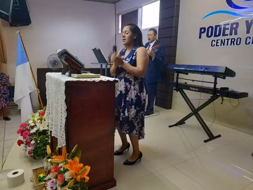 Centro Cristiano Poder y Gloria