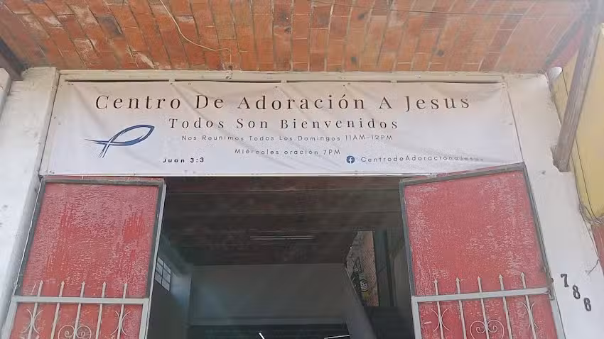 Centro de Adoraci&oacute;n a Jes&uacute;s