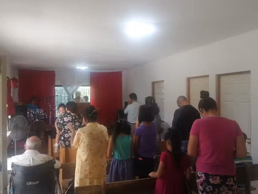 Centro de Adoraci&oacute;n Cristiano Jehova Shalom