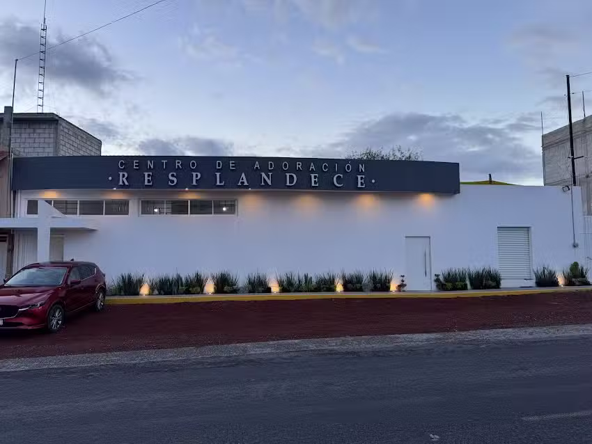 Centro de Adoraci&oacute;n Resplandece