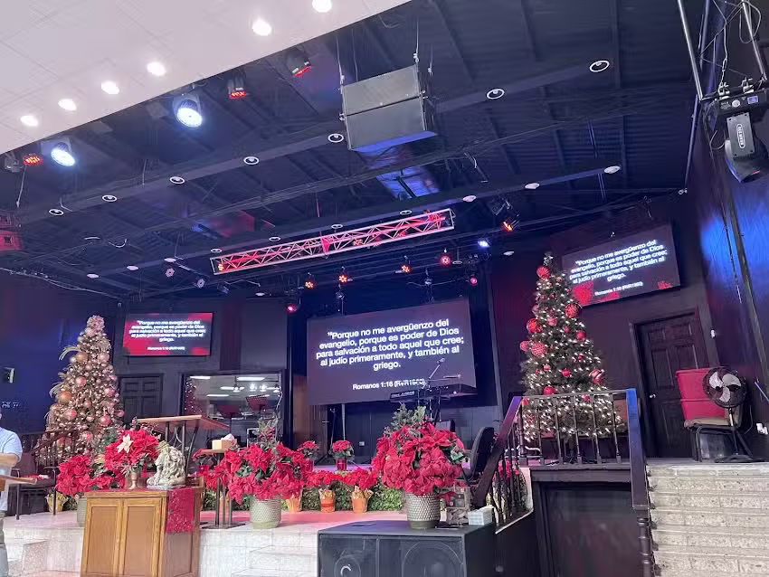 Centro de Avivamiento Emmanuel 1