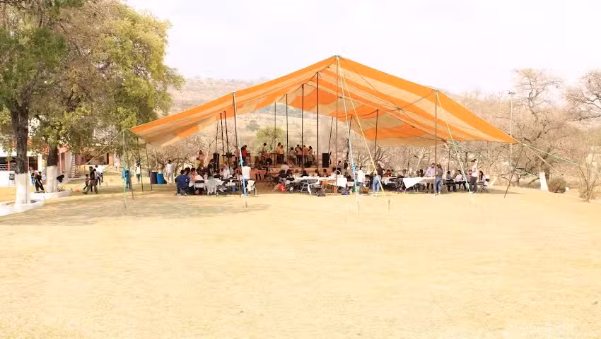 Centro Familiar Cristiano Emanuel LA MISION