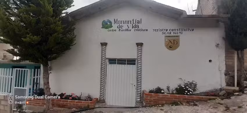 Centro Familiar Cristiano Manantial de Vida