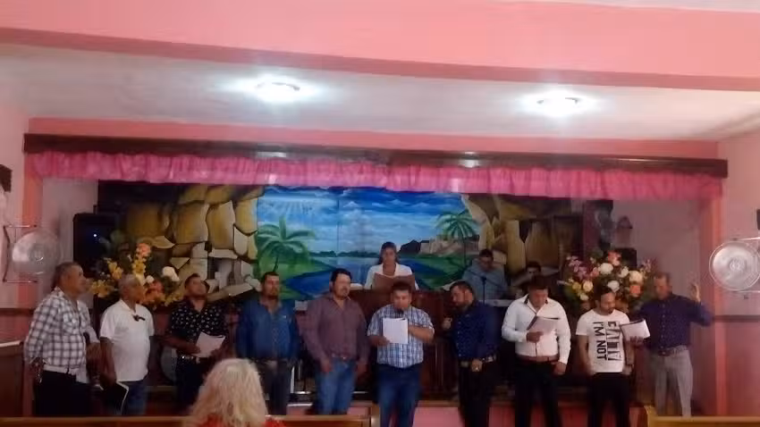 Centro familiar cristiano &ldquo;Oasis de amor y fe&rdquo;