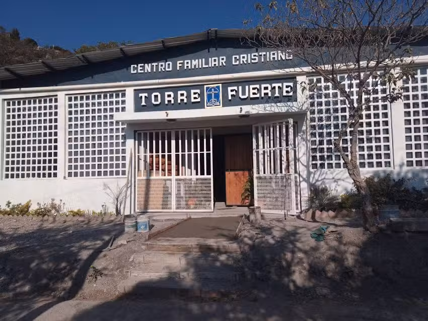 Centro Familiar Cristiano Torre Fuerte