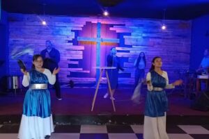 Centro Familiar Cristiano Viviendo en Victoria