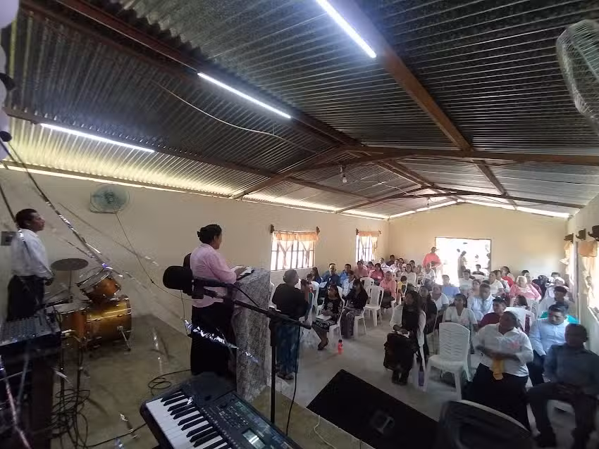 Centro Pentecostal Ebenezer