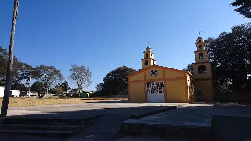 Centro Social Ejido de Octeyuco (iglesia de San Isidro Labrador)