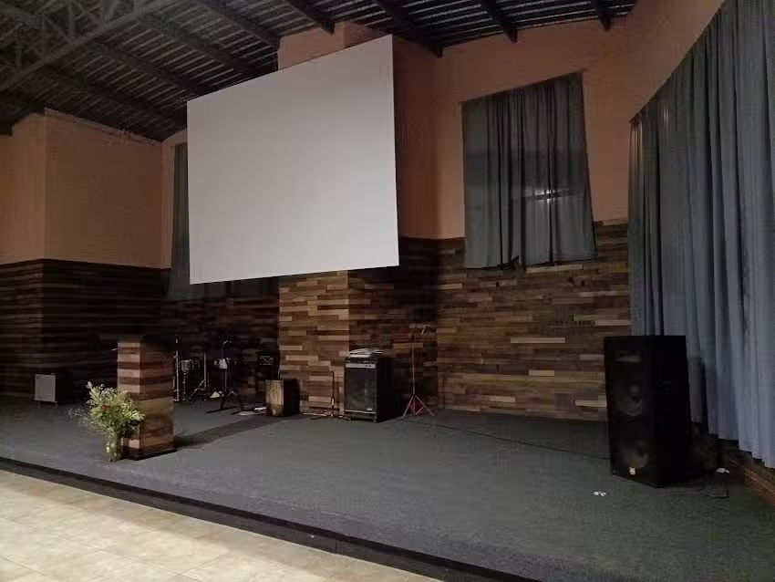 Compa&ntilde;erismo Cristiano Nueva Vida Domingo Luna