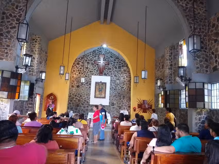 Convento Hermanas Clarisas Capuchinas , Ver.