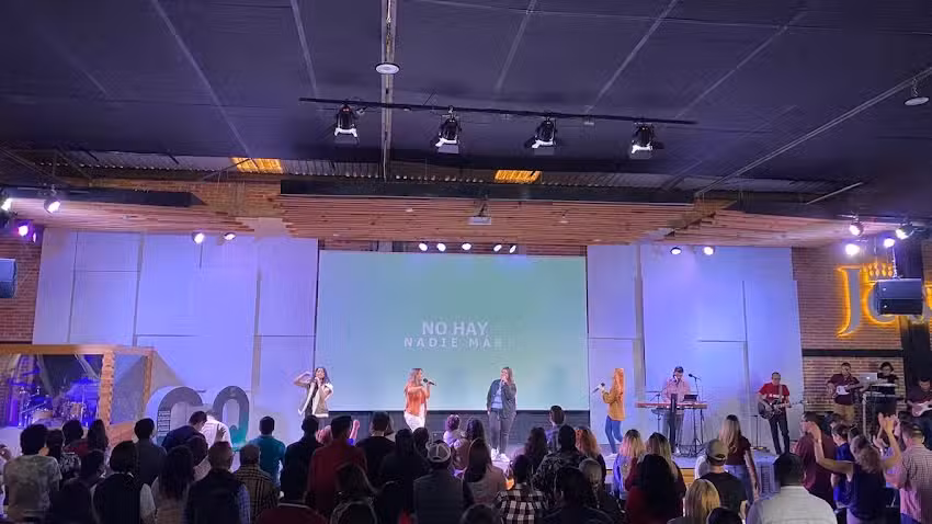 Cornerstone Quer&eacute;taro