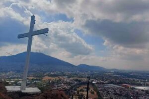 Cruz San Lucas Patoni