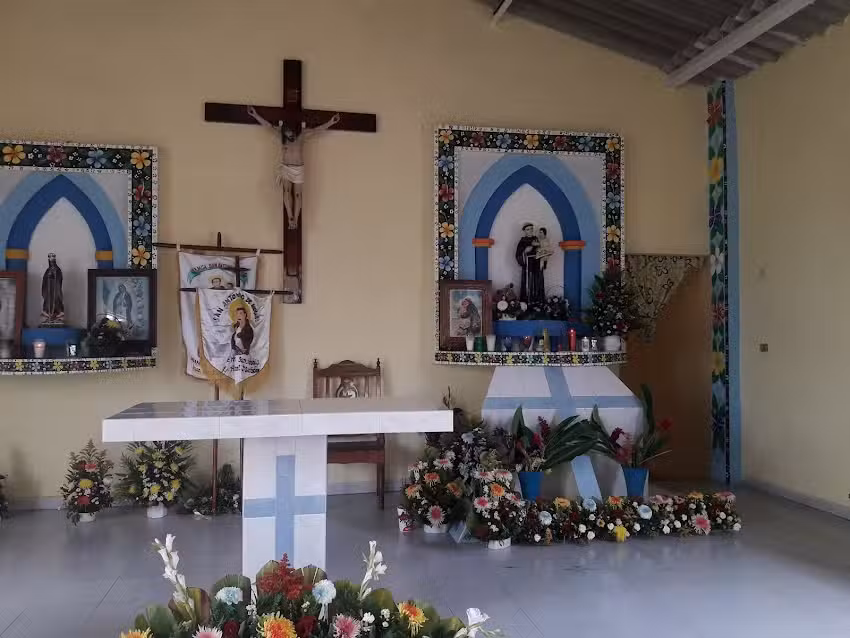 Ermita San Antonio de Padua Huapacal 1ra.